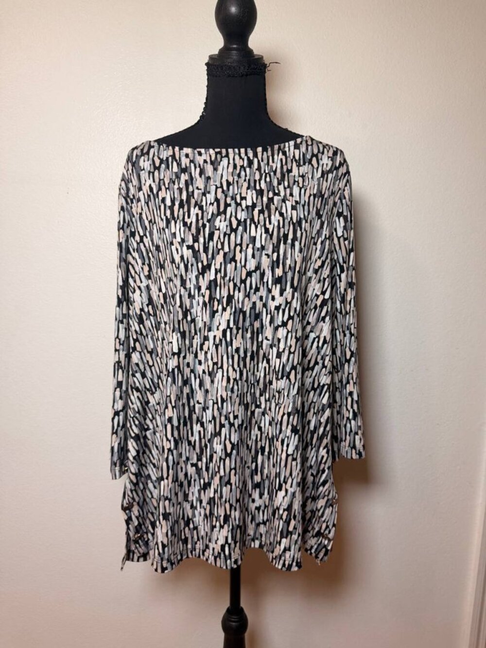 Dana Buchman Abstract Print Tunic Top Boat Neck 3/4 Sleeve Minimalist Chic XXL